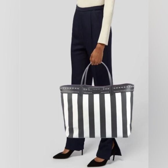 Givenchy *RARE* Antigona LARGE 🌺 FRENCH-CHIC🌺 Shopper Tote W/ Pouchette - Picture 1 of 12
